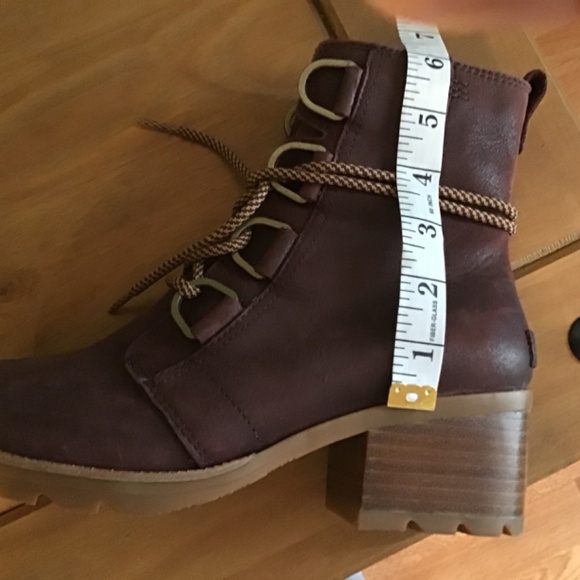 Sorrel Burgundy Lace up Ankle Boots- NWOB - Picture 12 of 16